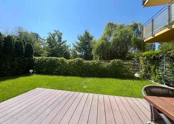 Apartament Z Garazem I Ogrodem