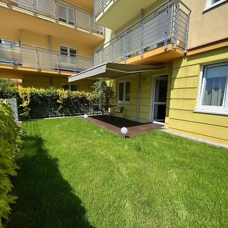 Apartament Z Garazem I Ogrodem Kolobrzeg Exterior photo