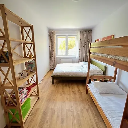 Apartament Z Garazem I Ogrodem Kolobrzeg Exterior photo
