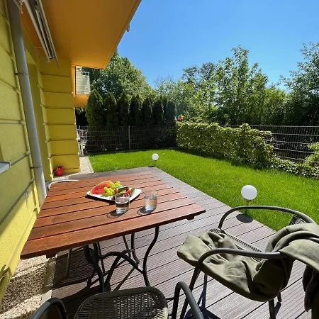 Apartament Z Garazem I Ogrodem Kolobrzeg Exterior photo
