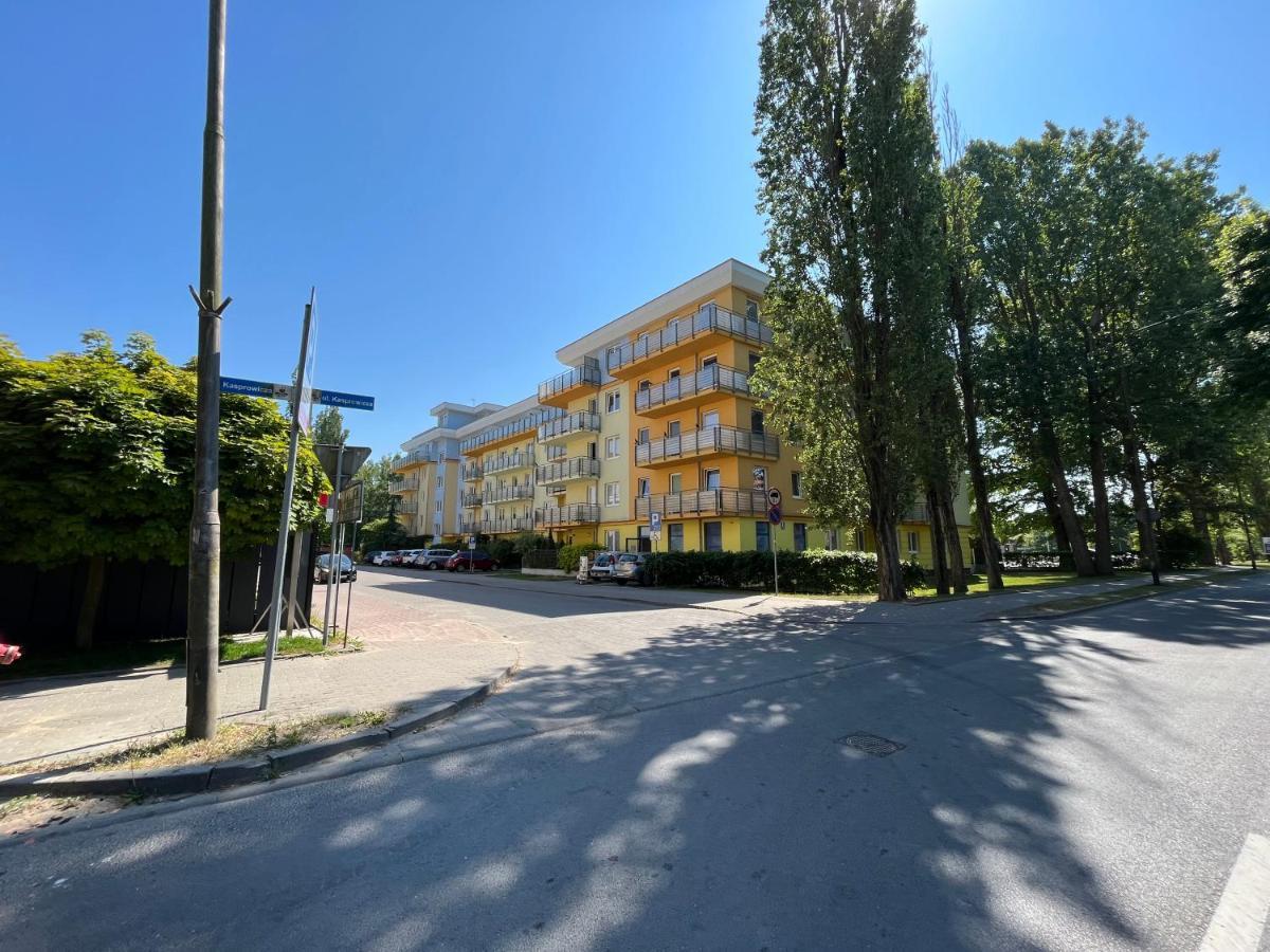 Apartment Z Garazem I Ogrodem